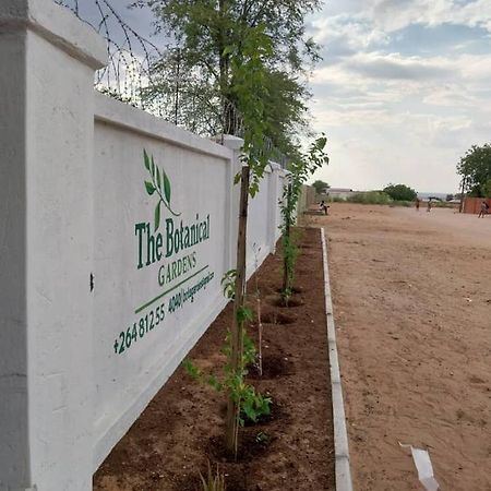Hotel The Botanical Gardens Rundu Esterno foto