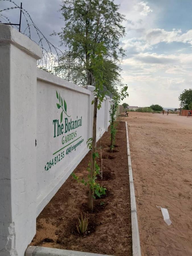 Hotel The Botanical Gardens Rundu Esterno foto